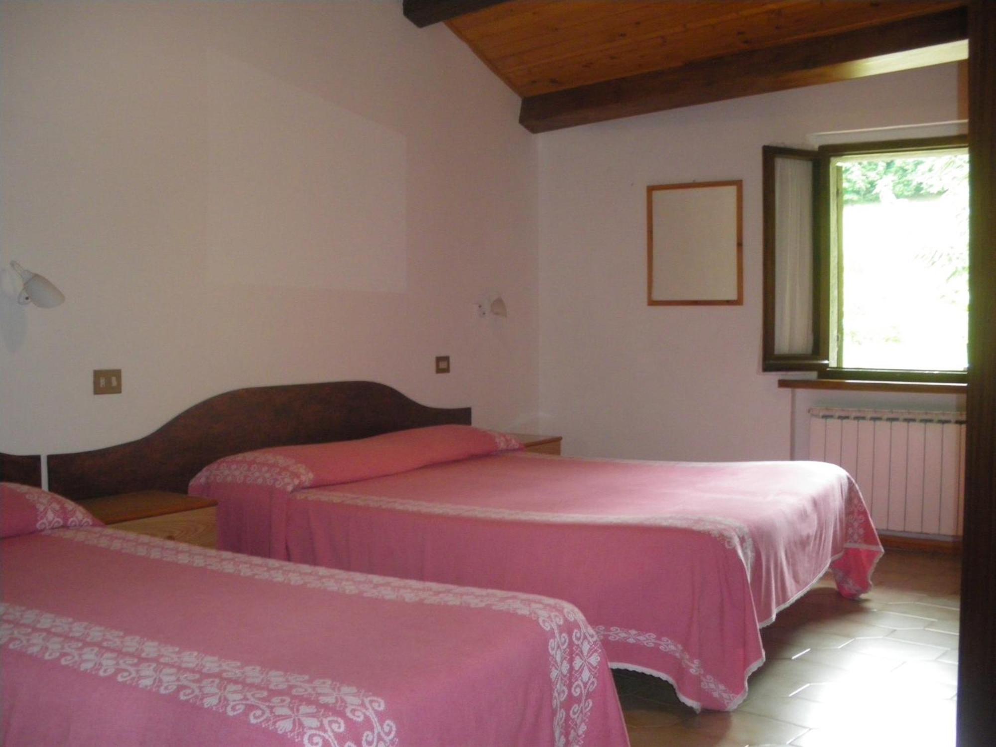 Agriturismo Orsaiola Urbania Εξωτερικό φωτογραφία
