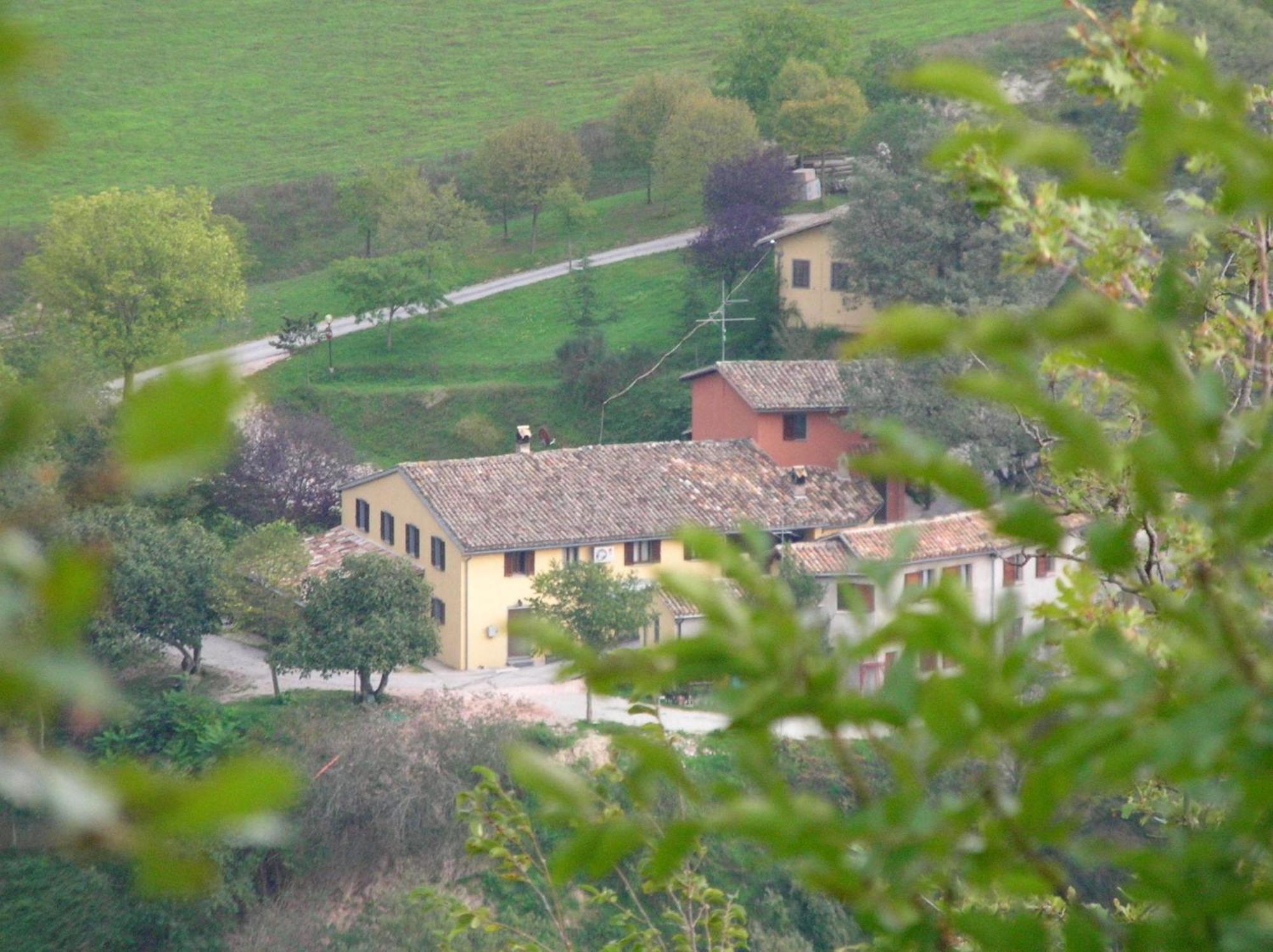 Agriturismo Orsaiola Urbania Εξωτερικό φωτογραφία