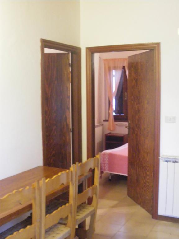 Agriturismo Orsaiola Urbania Εξωτερικό φωτογραφία