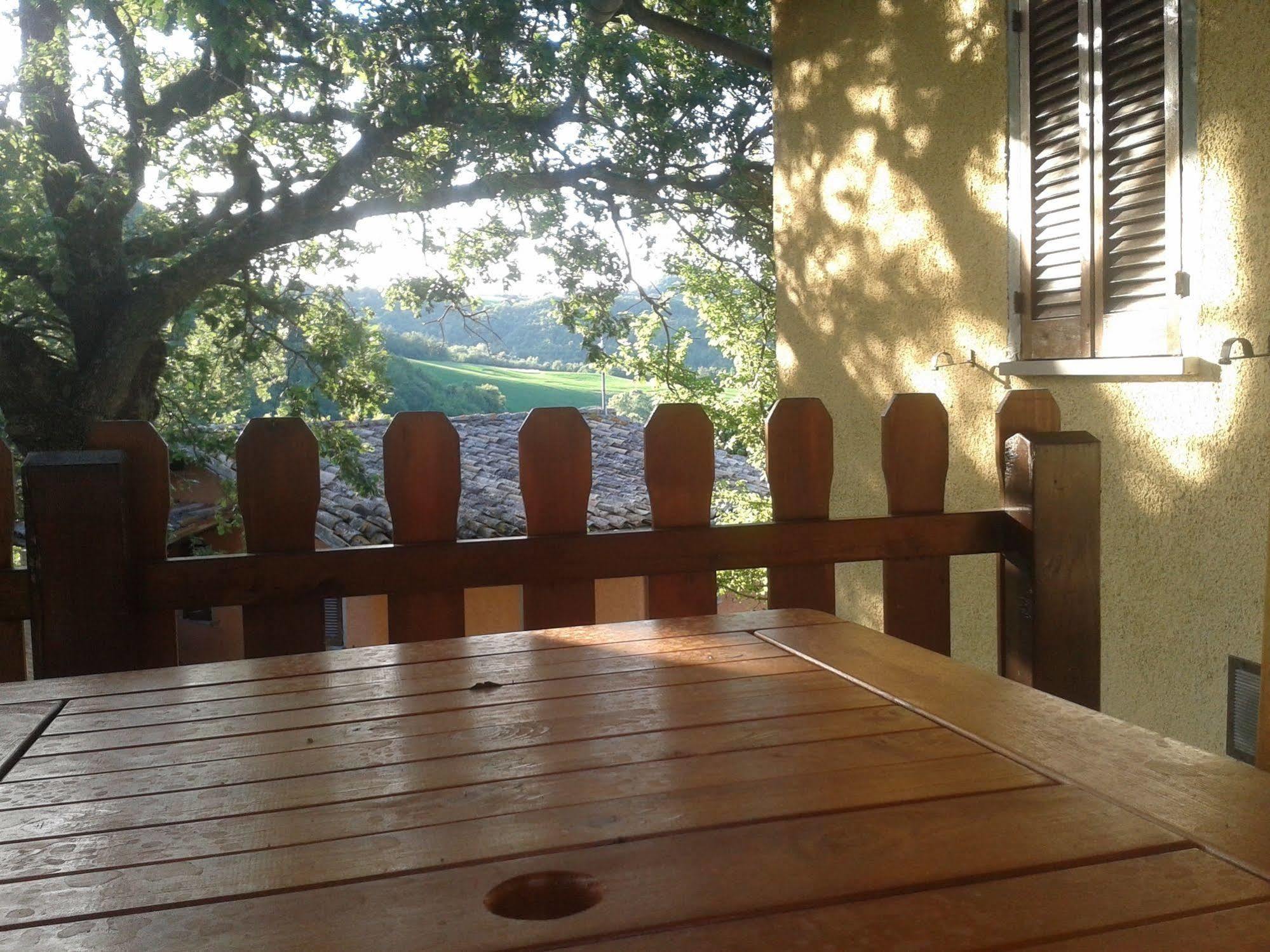 Agriturismo Orsaiola Urbania Εξωτερικό φωτογραφία