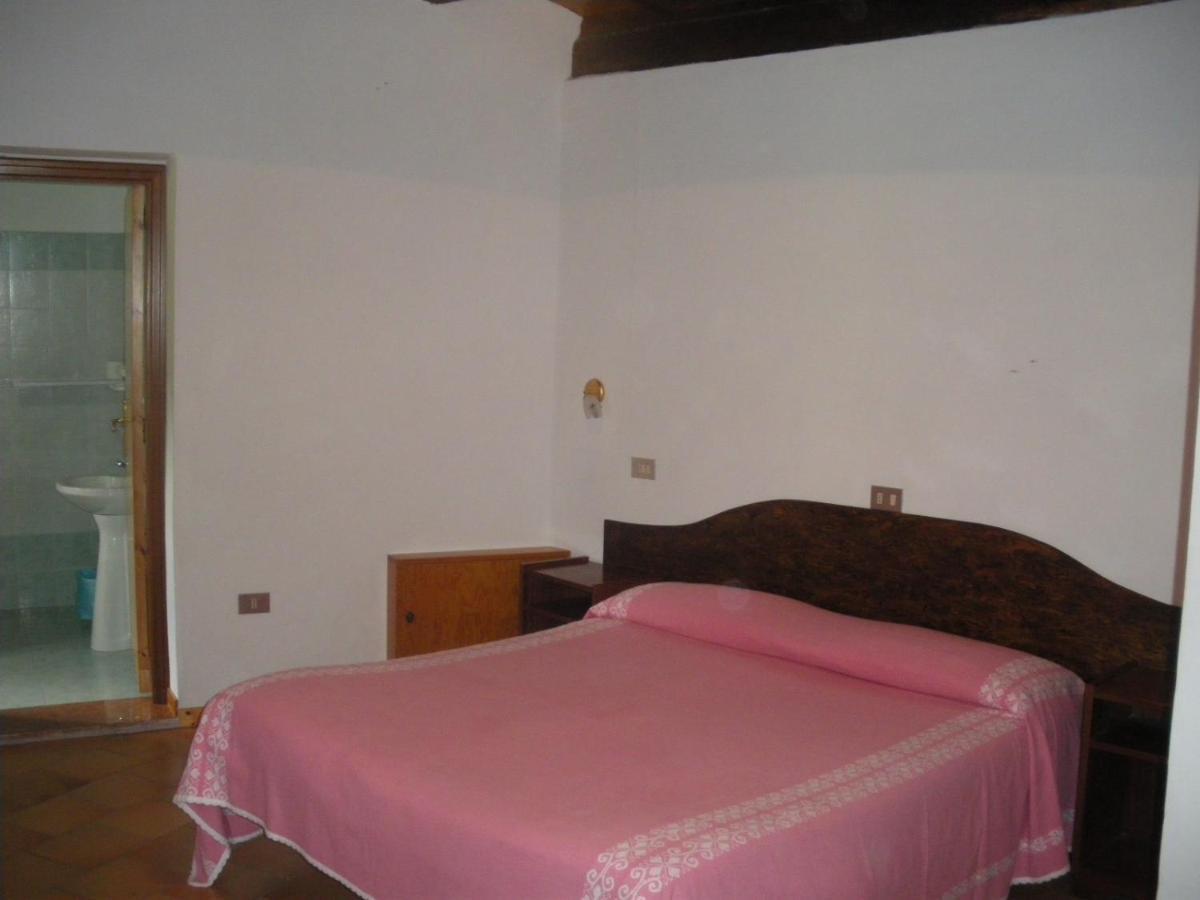 Agriturismo Orsaiola Urbania Εξωτερικό φωτογραφία